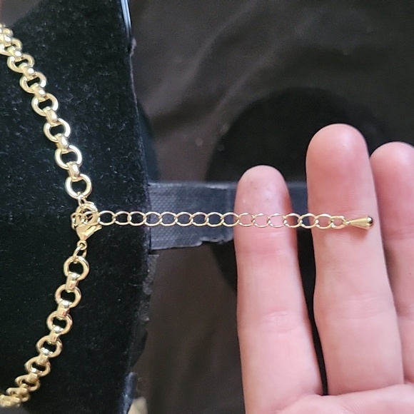 Goldtone Key 2 my heart necklace with pendant - Picture 6 of 10